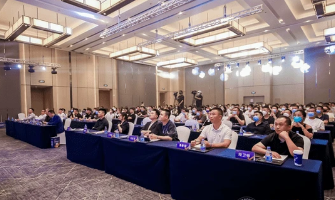 首届中国宠物肠胃健康大会，豆柴引领中国宠物肠胃力